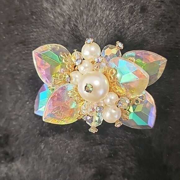 Alice Caviness Brooch - Picture 1 of 5